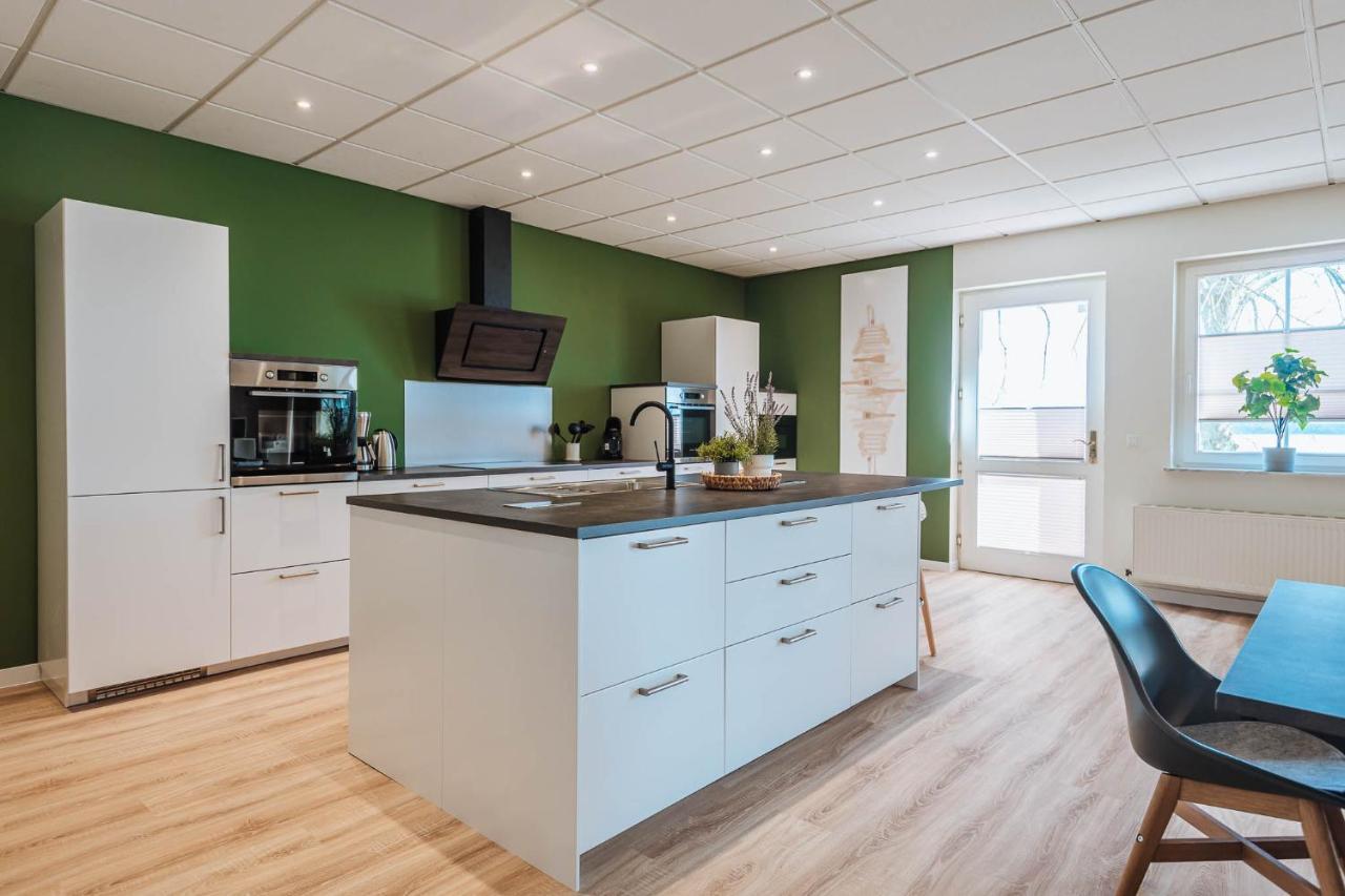 Xxl Ferienhaus Goldberger See - Sauna - 16 Personen Extérieur photo